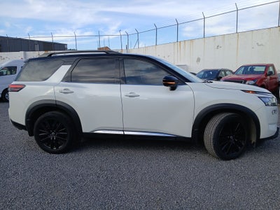 2024 Nissan PATHFINDER PLATINUM 4WD 24