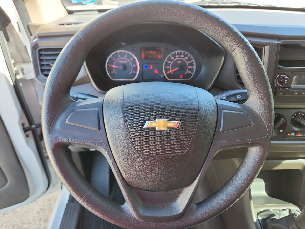 2022 Chevrolet TORNADO VAN LS B