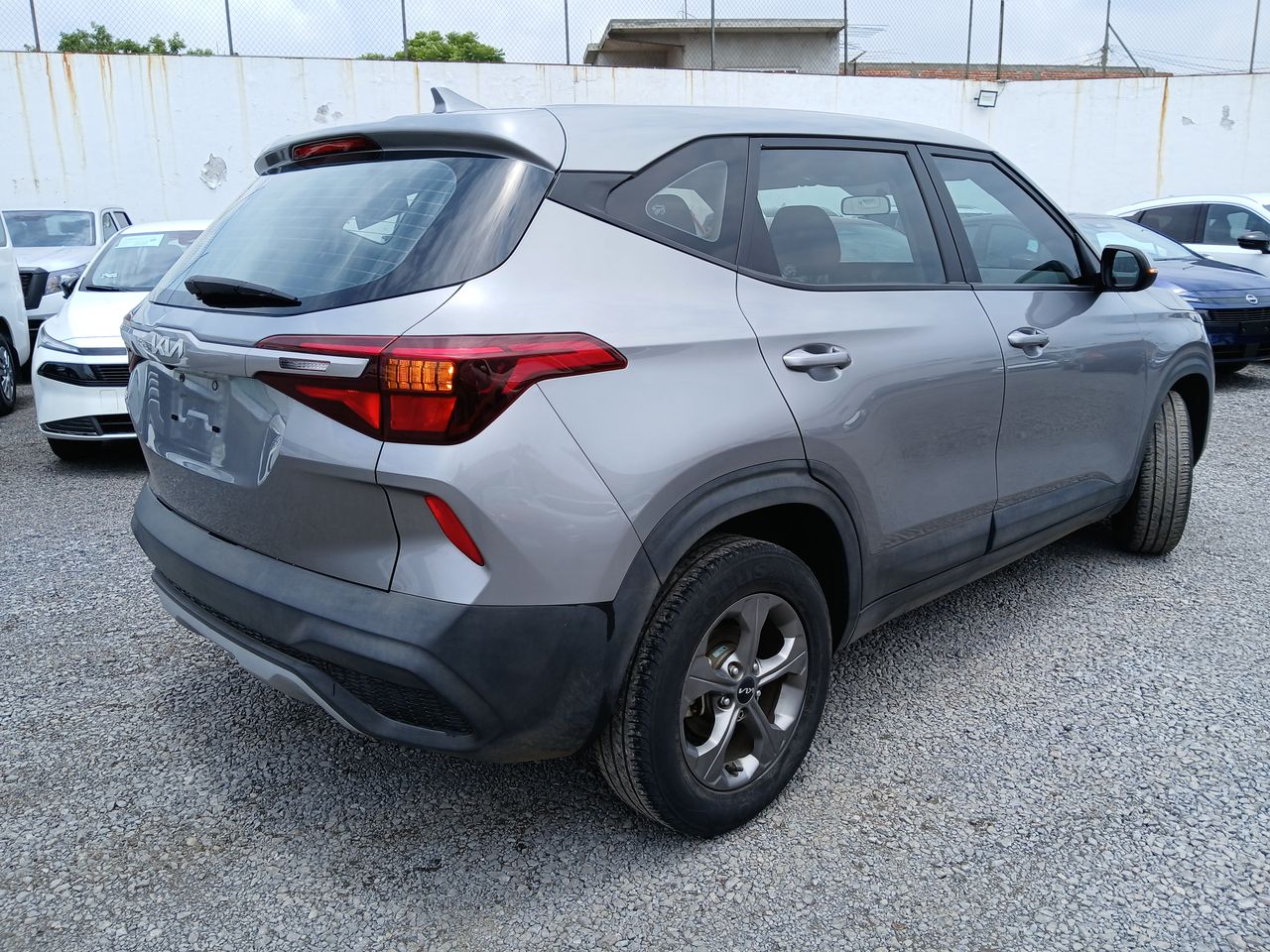 2023 Kia SELTOS EX TA