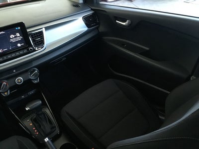 2022 Kia RIO LX TA