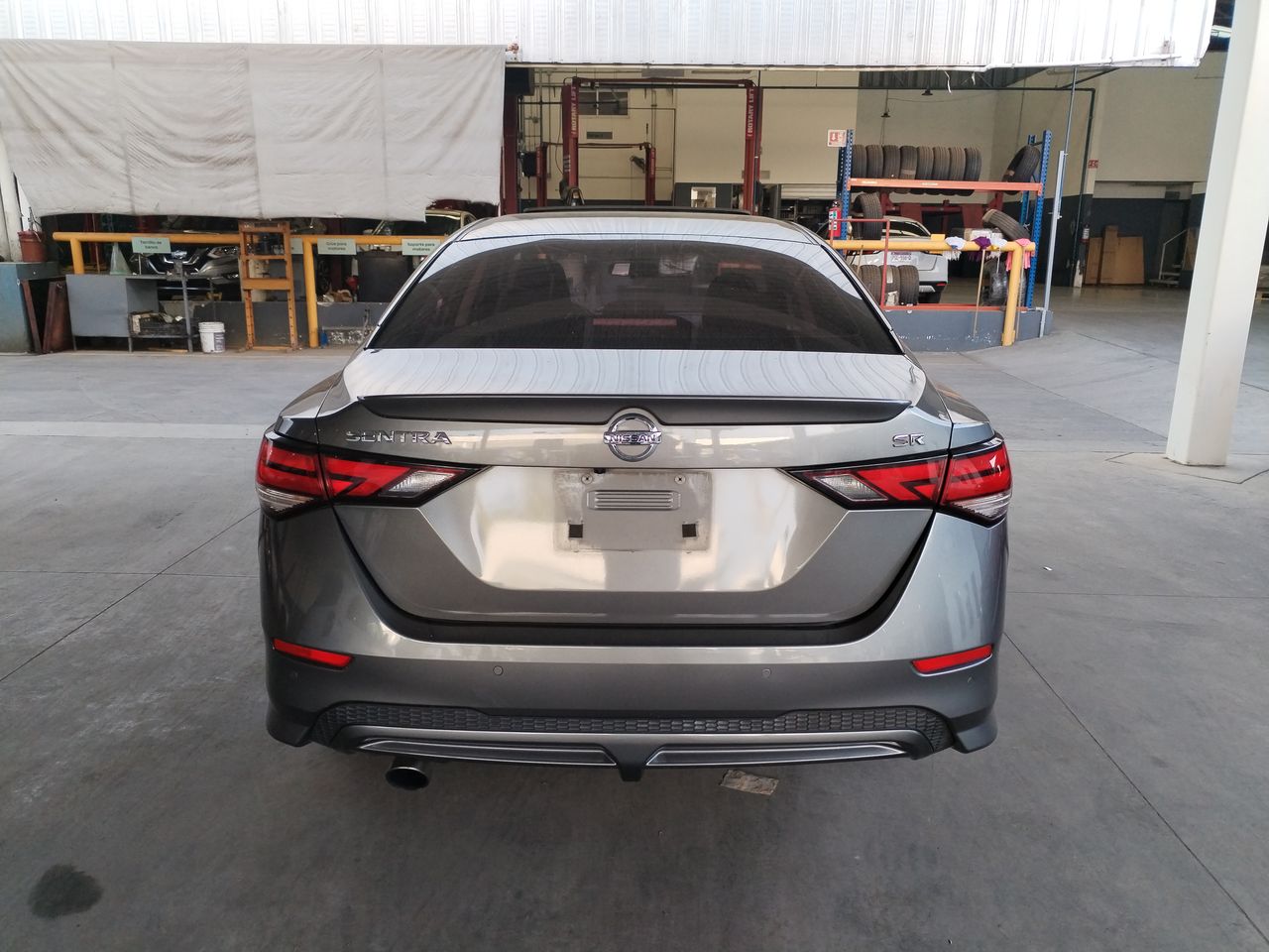 2021 Nissan SENTRA SR BITONO CVT 21