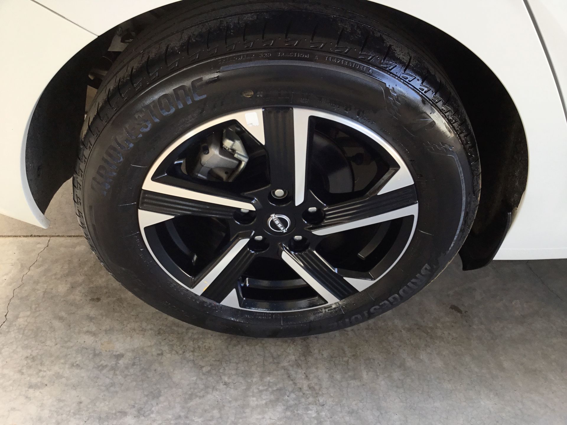 2024 Nissan SENTRA ADVANCE CVT 24