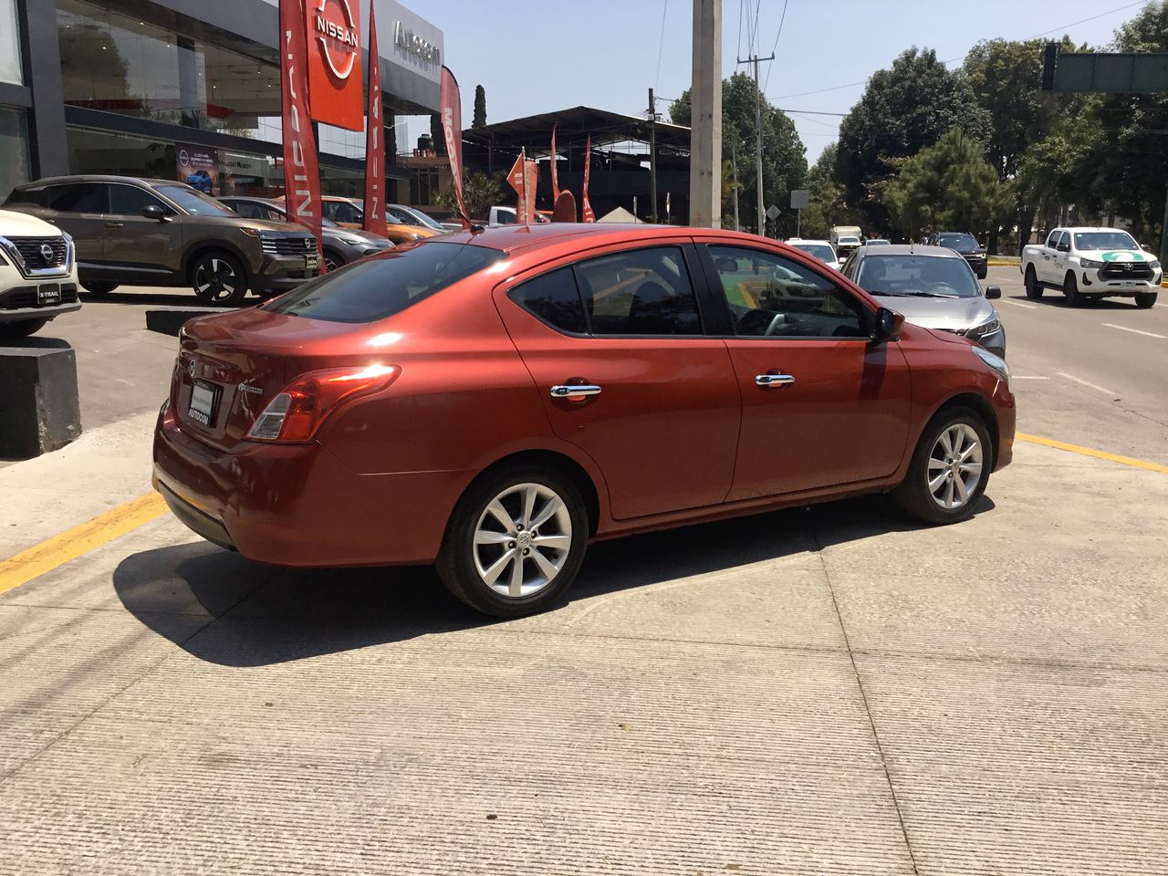 2017 Nissan VERSA ADVANCE MT 21