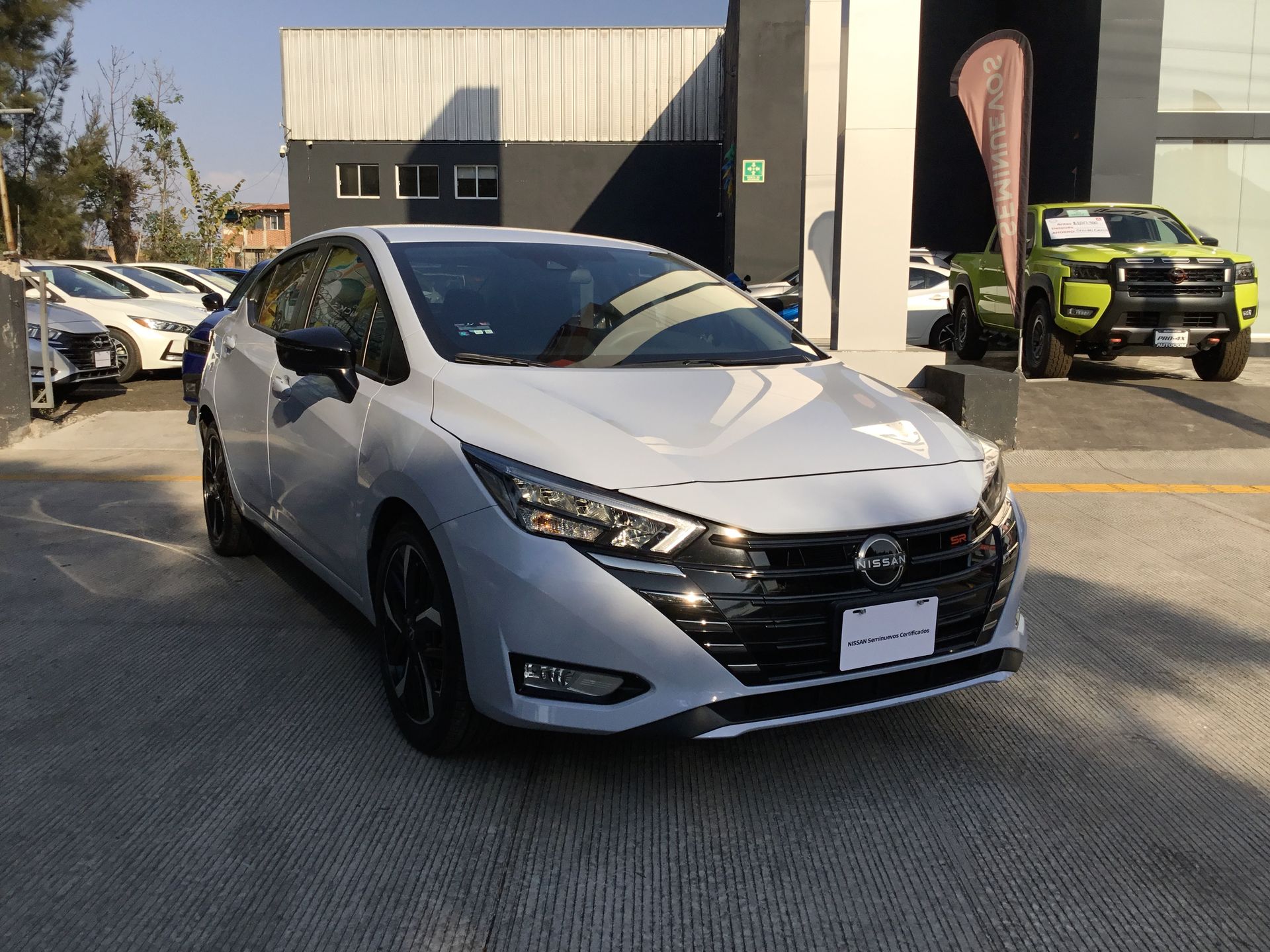 2024 Nissan VERSA VERSA SR CVT