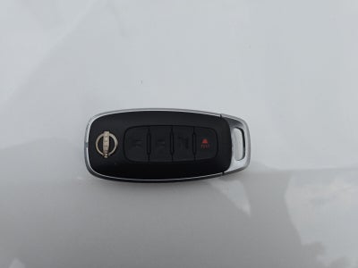 2023 Nissan VERSA VERSA SR CVT