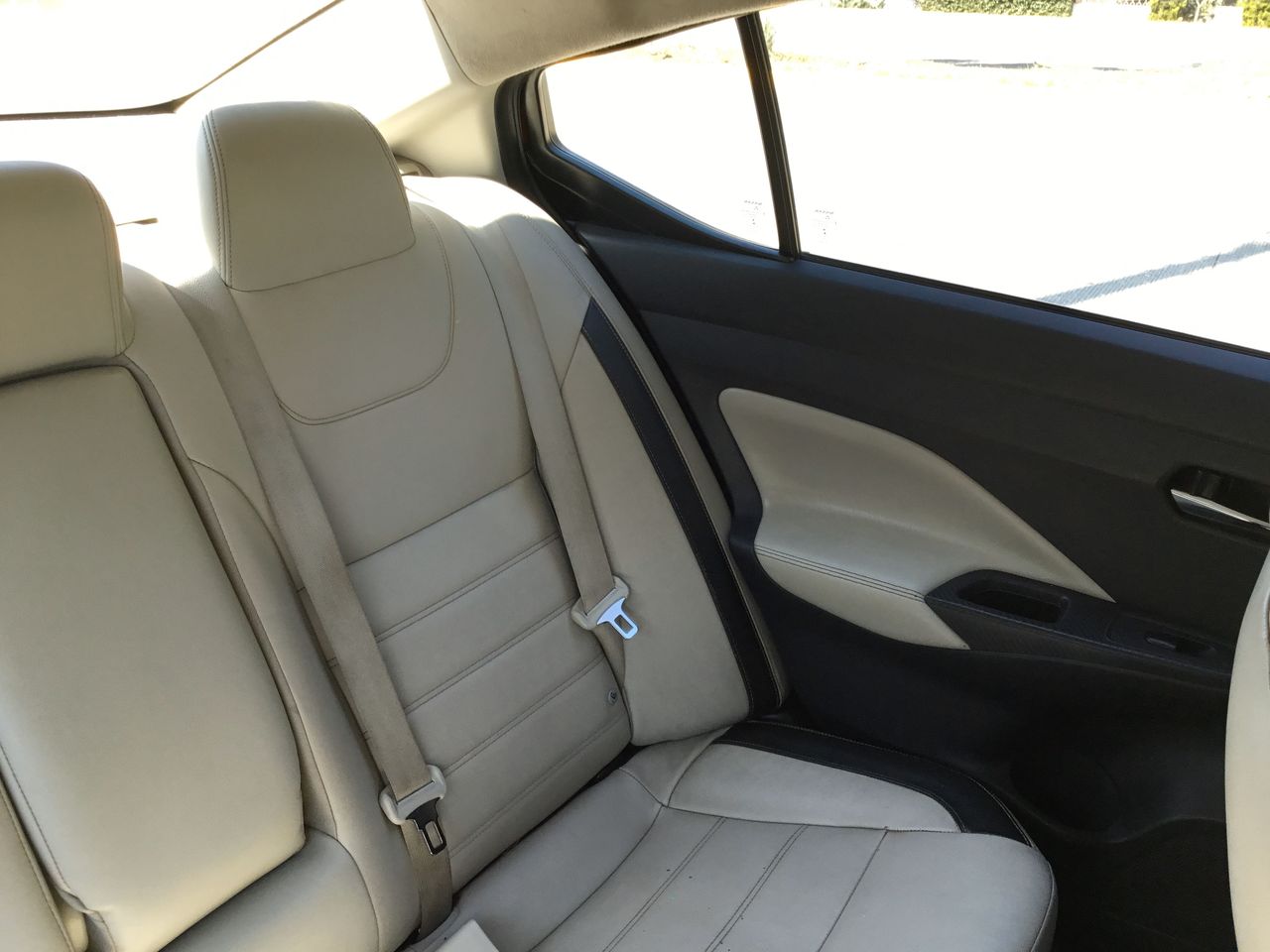 2020 Nissan VERSA PLATINUM CVT