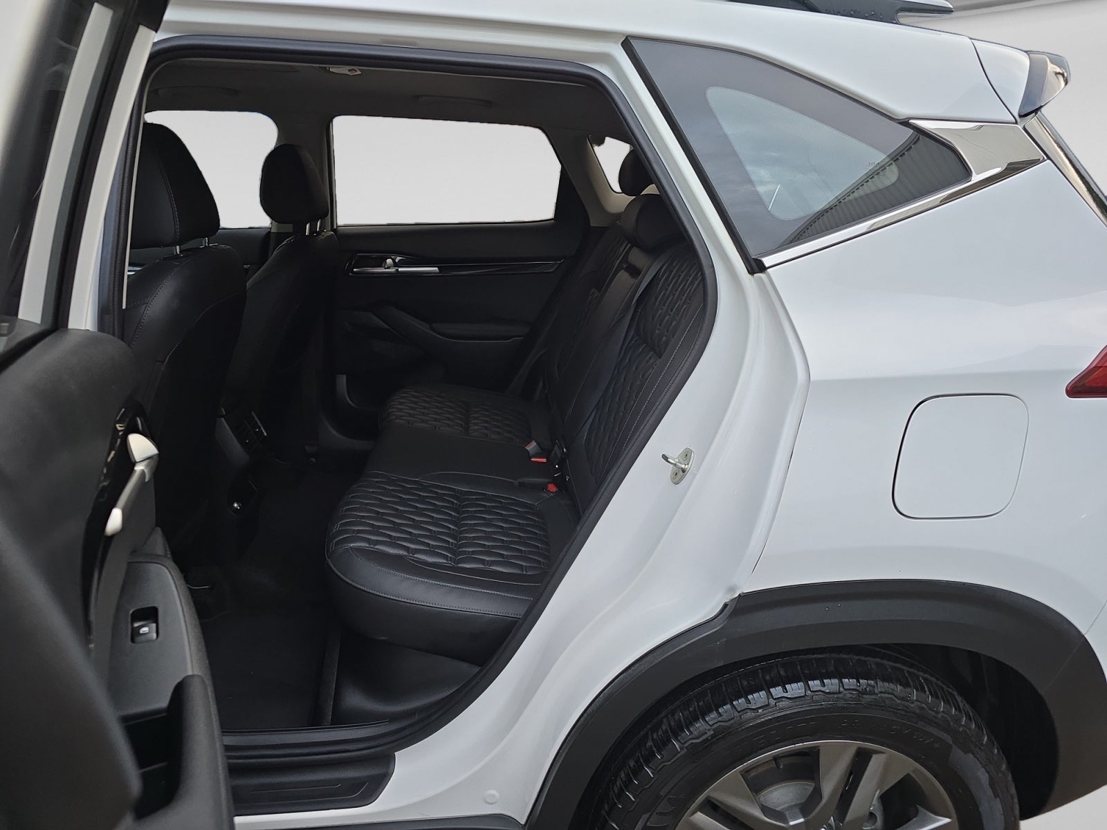 2023 Kia SELTOS SELTOS 1.6L SX T/A