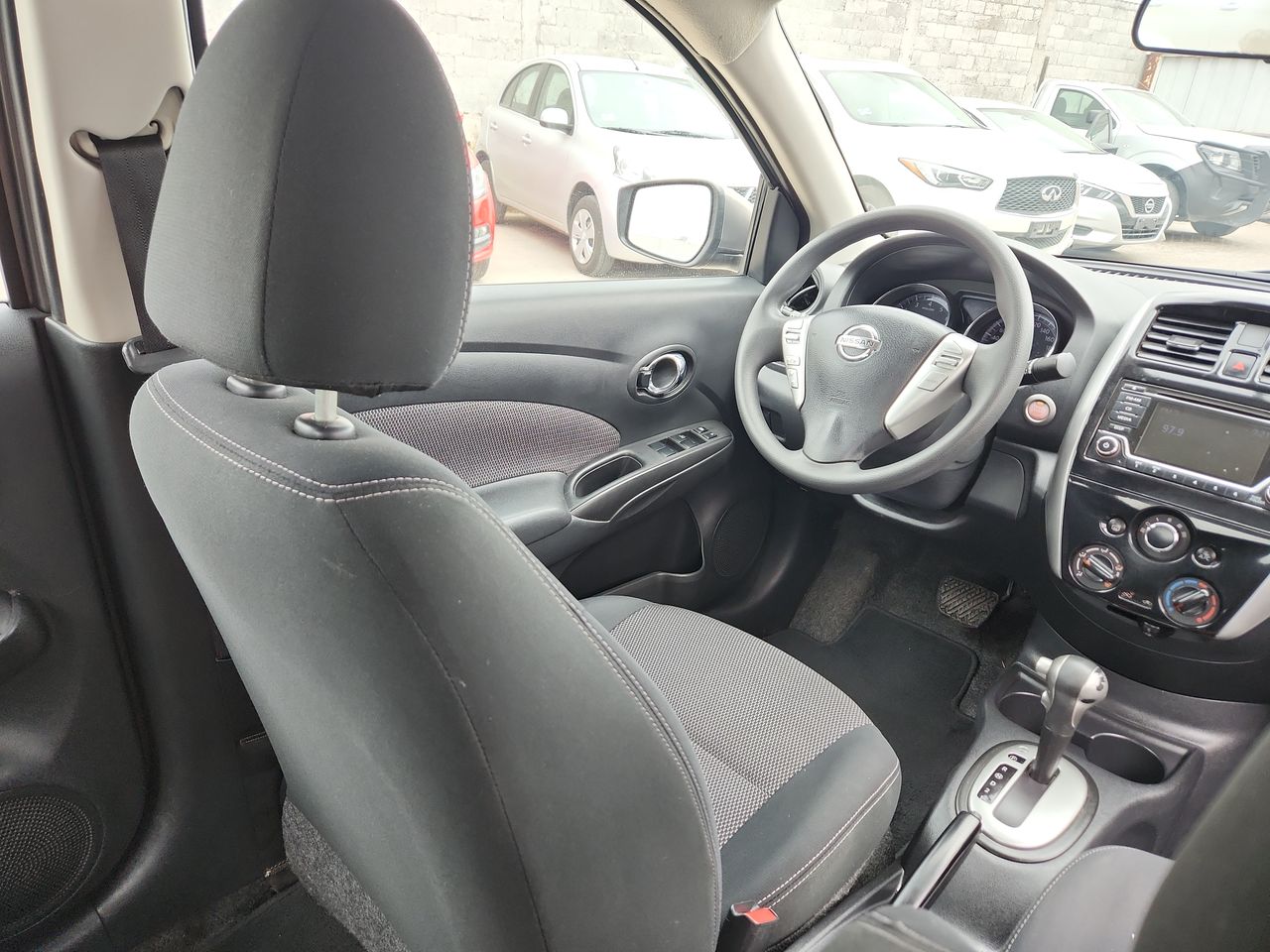 2016 Nissan VERSA ADVANCE AT AC