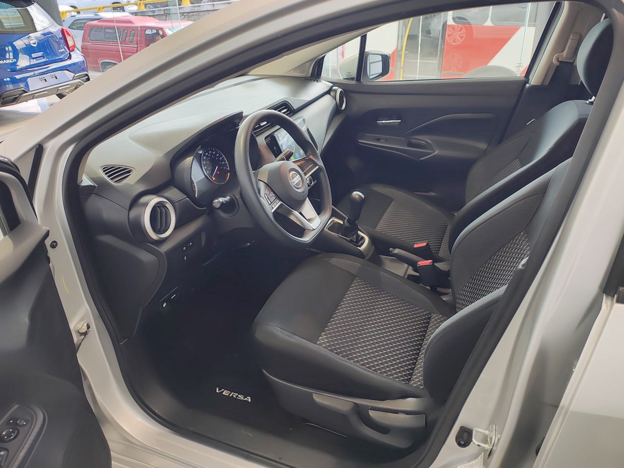 2020 Nissan VERSA SENSE MT