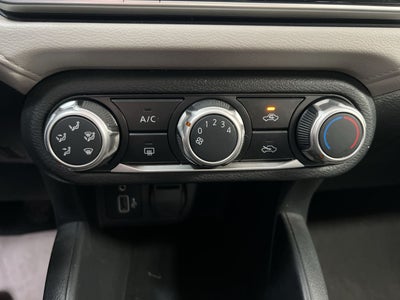 2021 Nissan VERSA ADVANCE MT 21