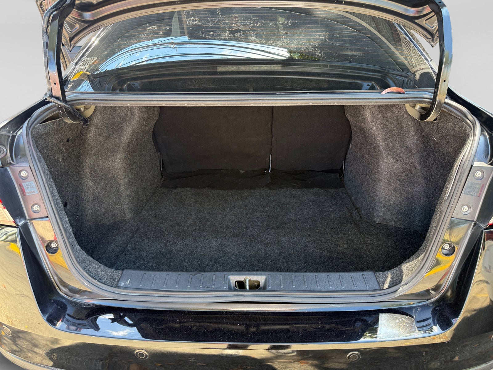 2020 Nissan VERSA ADVANCE CVT