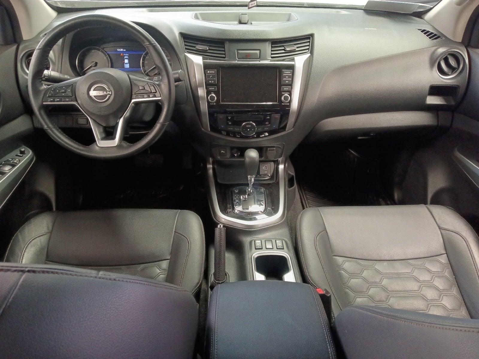 2023 Nissan FRONTIER PLATINUM LE TA 23