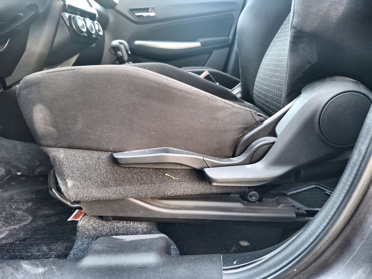 2023 SUZUKI SWIFT GLX CVT