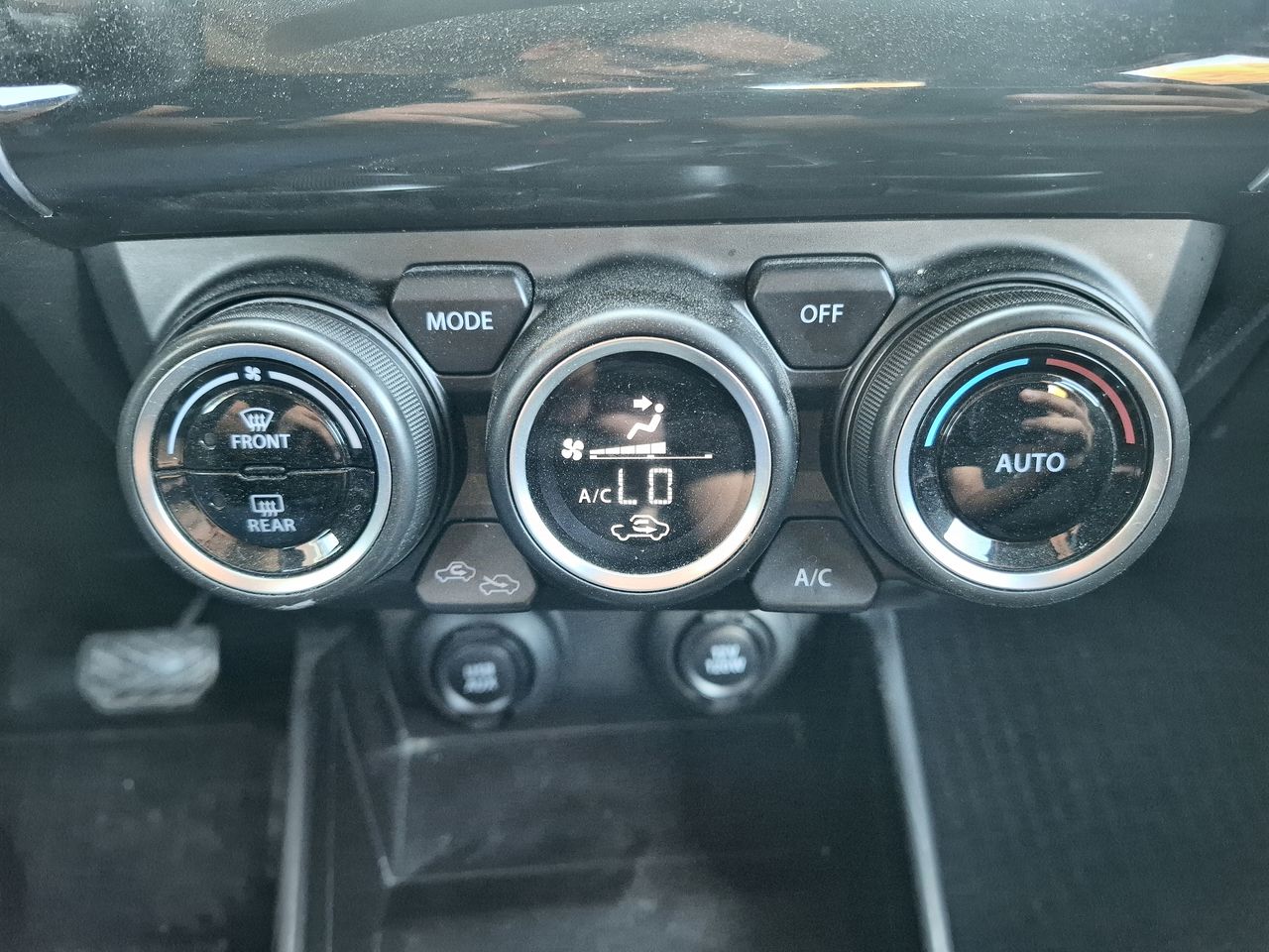 2023 SUZUKI SWIFT GLX CVT