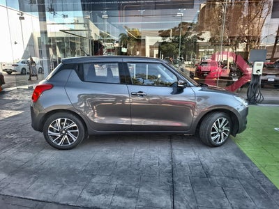 2023 SUZUKI SWIFT GLX CVT