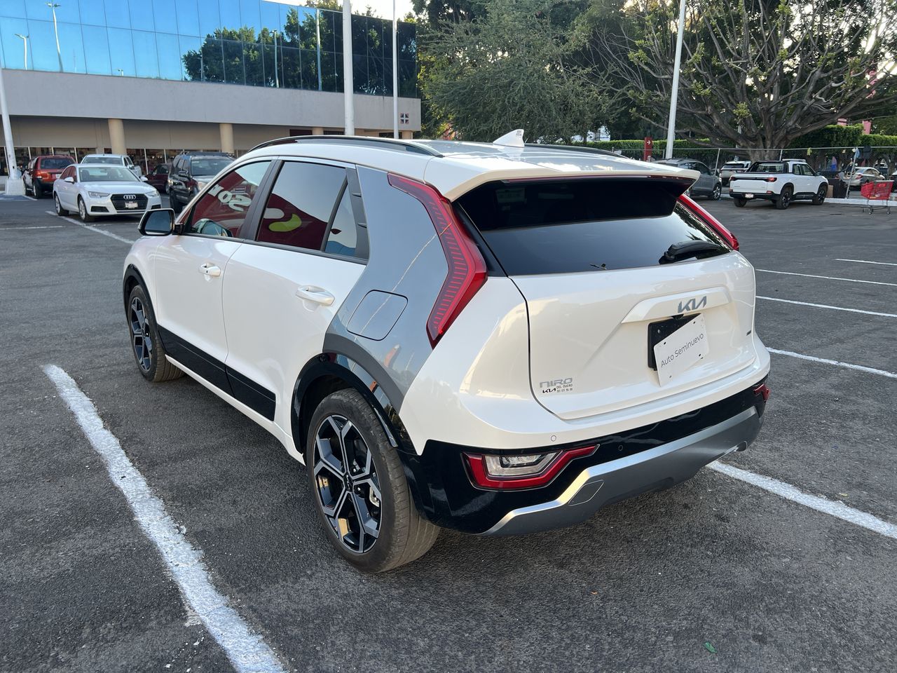 2023 Kia NIRO EX