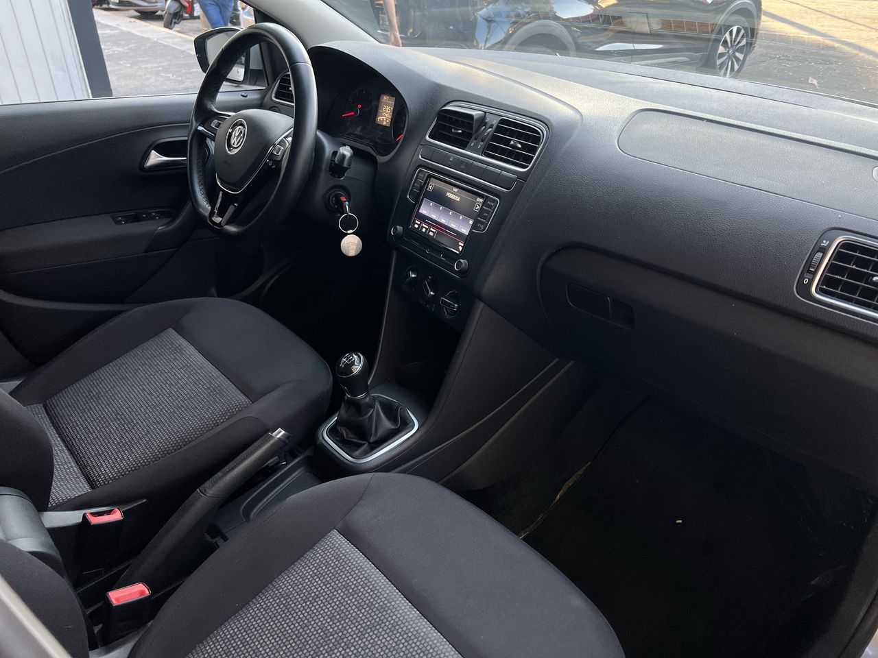 2021 Volkswagen POLO STARTLINE STD.