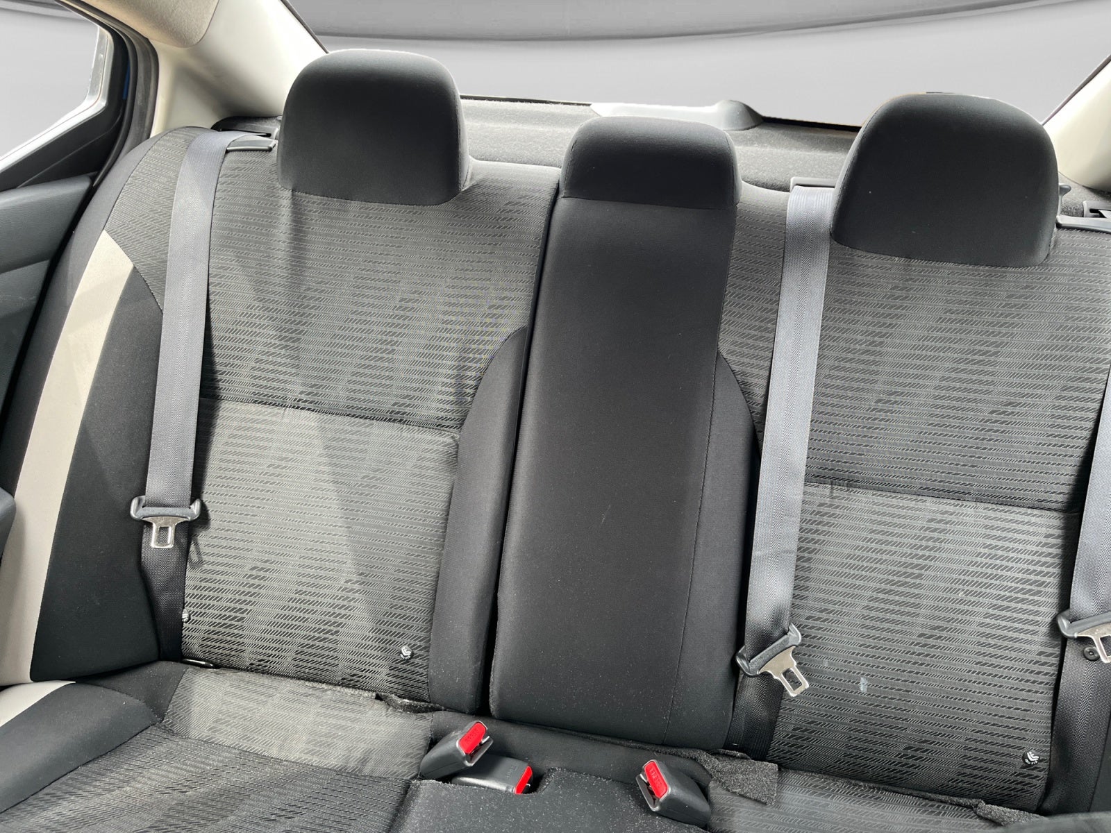 2022 Nissan VERSA ADVANCE MT 22