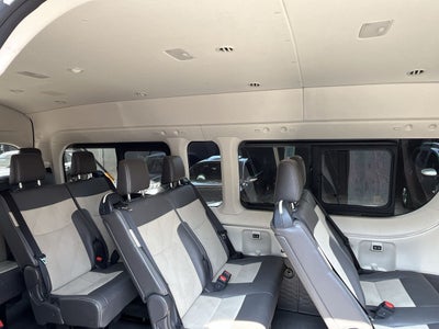 2023 Toyota HIACE 12 PASAJEROS
