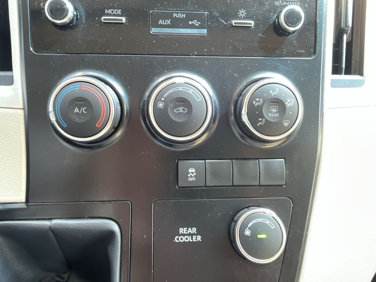 2023 Toyota HIACE 12 PASAJEROS