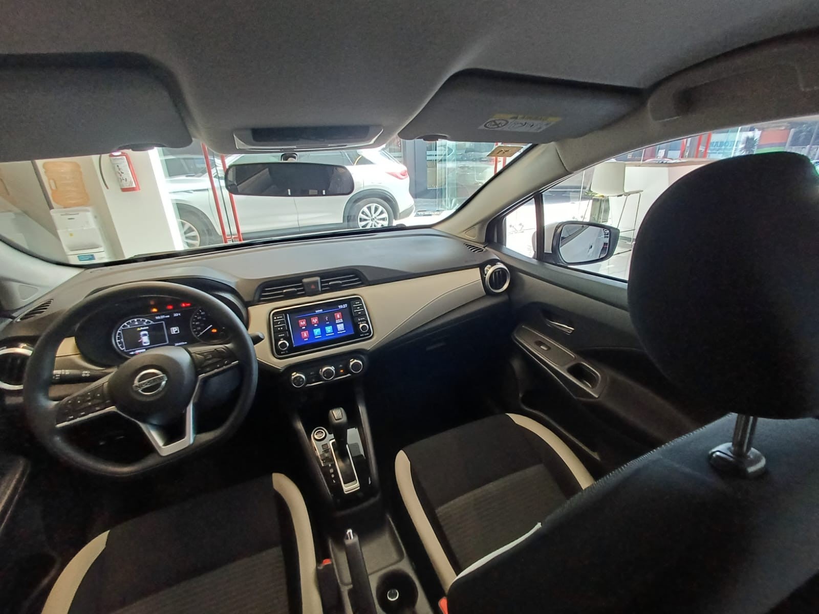 2022 Nissan VERSA ADVANCE CVT 22
