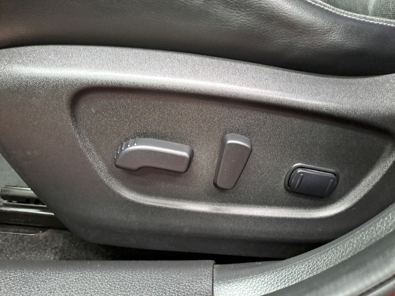 2017 Nissan X-TRAIL EXCLUSIVE 2 ROW