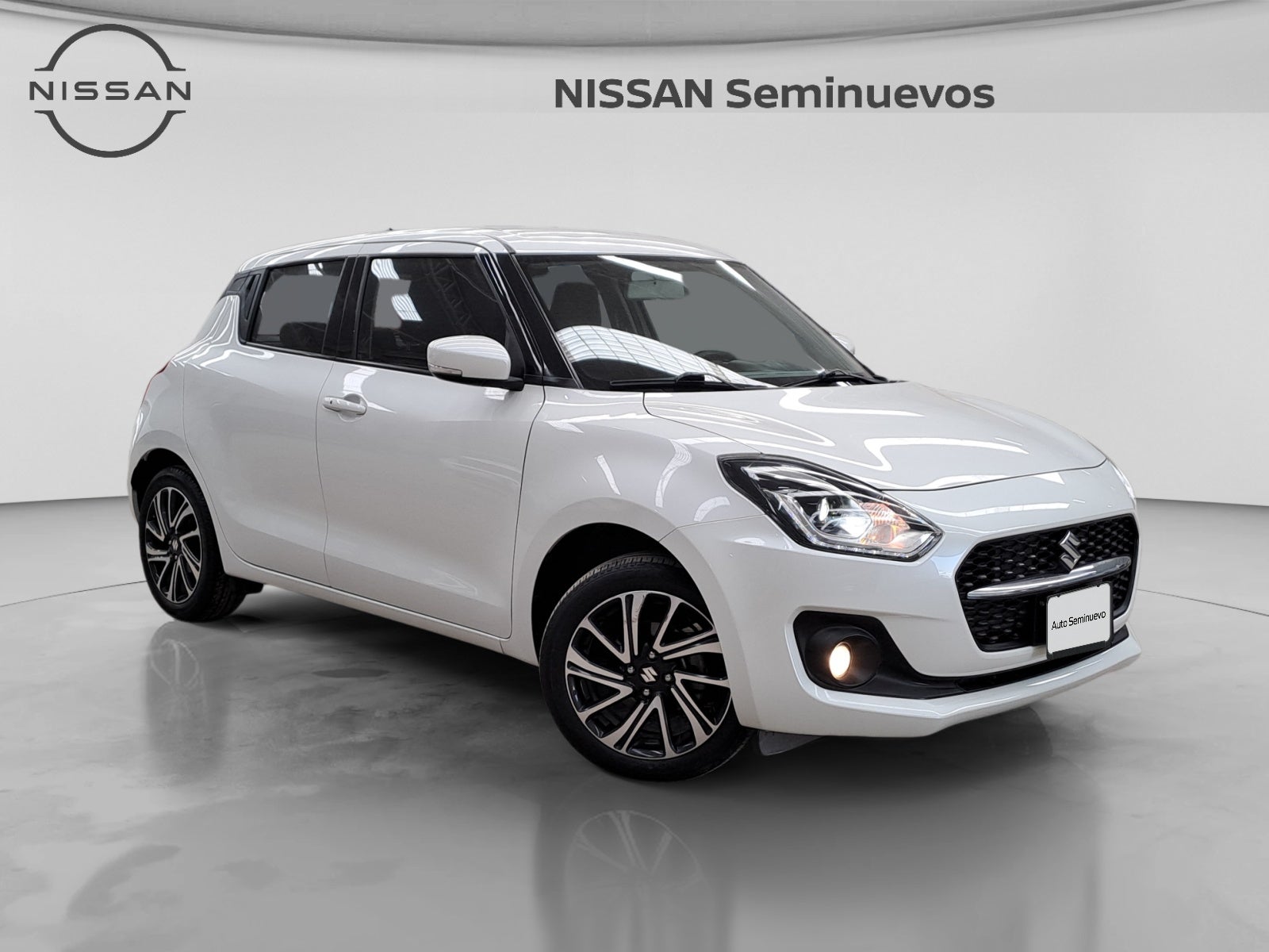 2022 SUZUKI SWIFT GLX 5MT