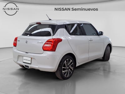 2022 SUZUKI SWIFT GLX 5MT