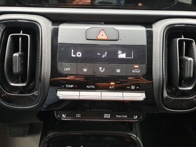 2026 Kia SONET SX IVT