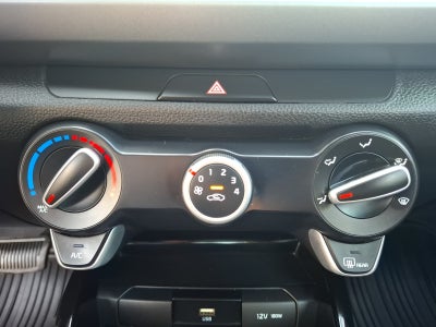 2023 Kia RIO New KIA Rio PE 1.6L LX A/T Sedan