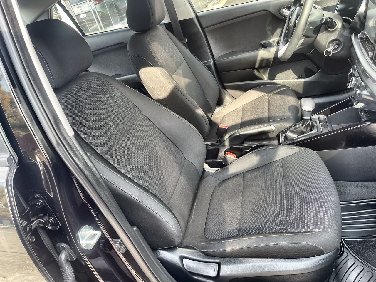 2023 Kia RIO LX TA