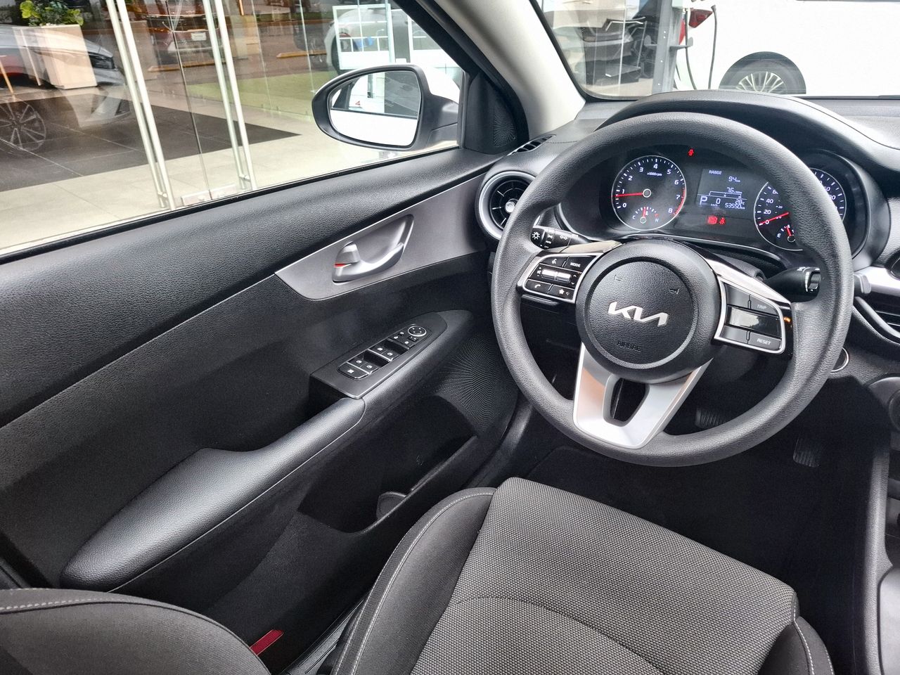 2023 Kia FORTE LX IVT
