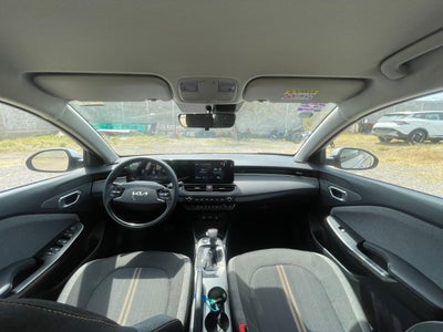 2026 Kia K3 K3 EX A/T HB