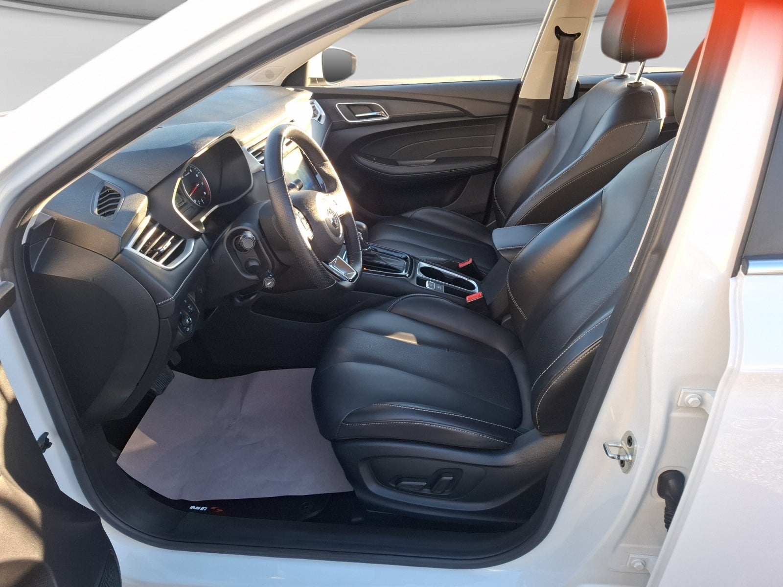 2023 MG MG 5 1.5L DEL ELEGANCE AT
